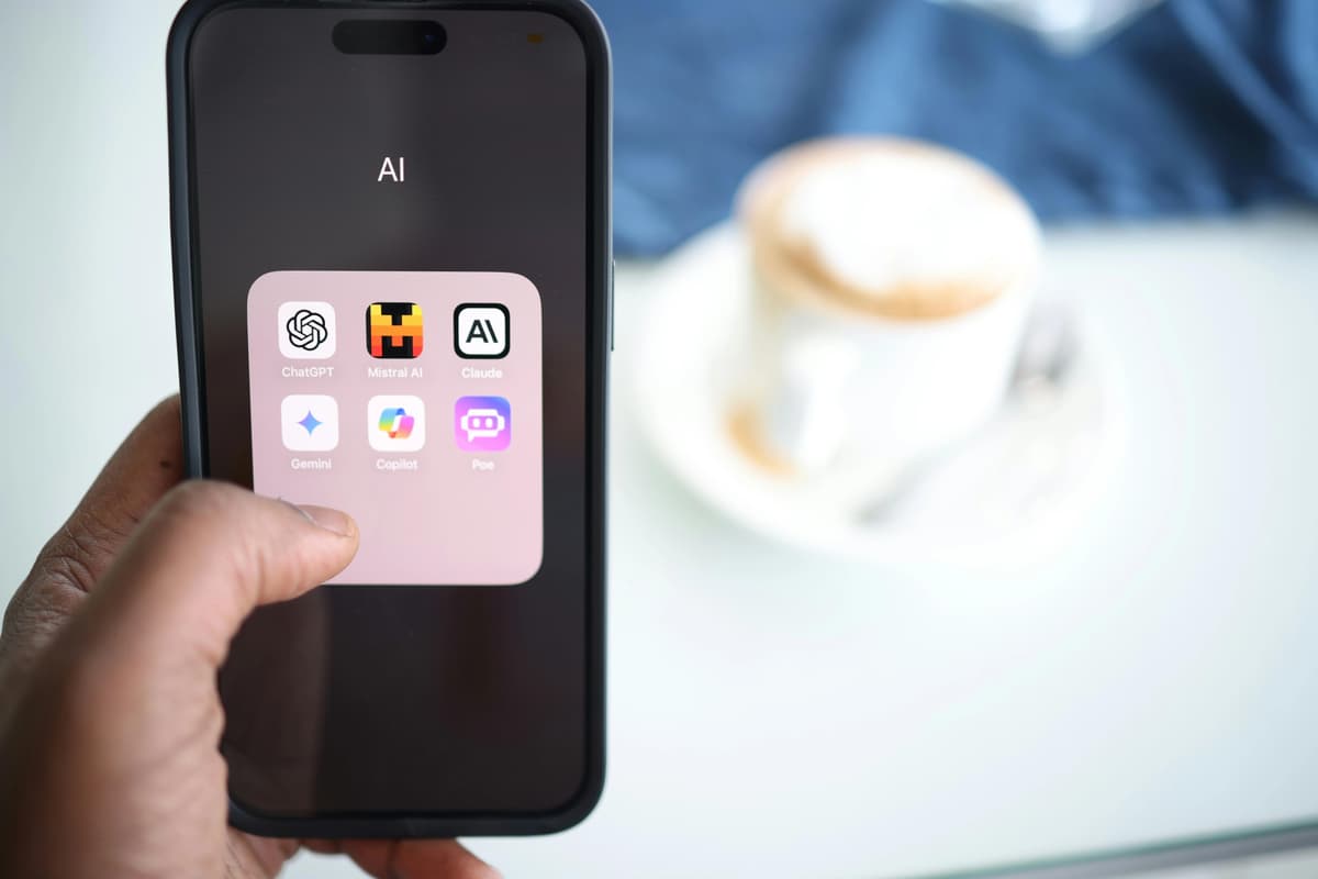 Cellphone with AI